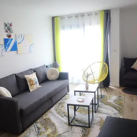 Cosy Sun-mantes-la-jolie Apartment Mantes-la-Jolie