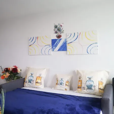 Apartment Cosy Sun-mantes-la-jolie *