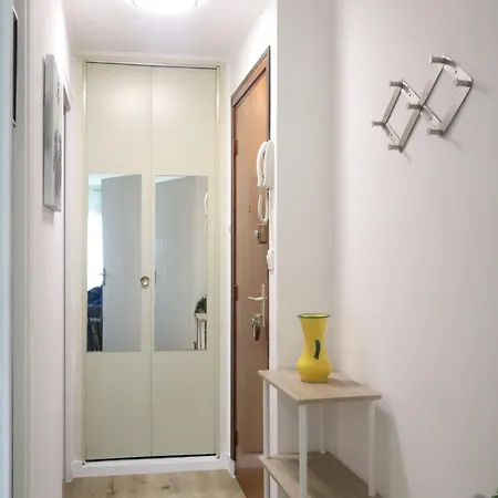 Cosy Sun-mantes-la-jolie Apartment *